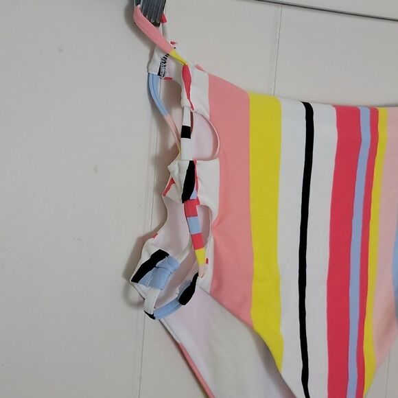 Striped high rise bikini - Picture 2 of 4